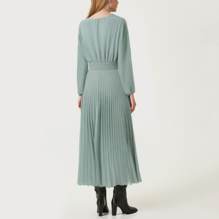 Autumn pleated V-neck women's long sleeve dress