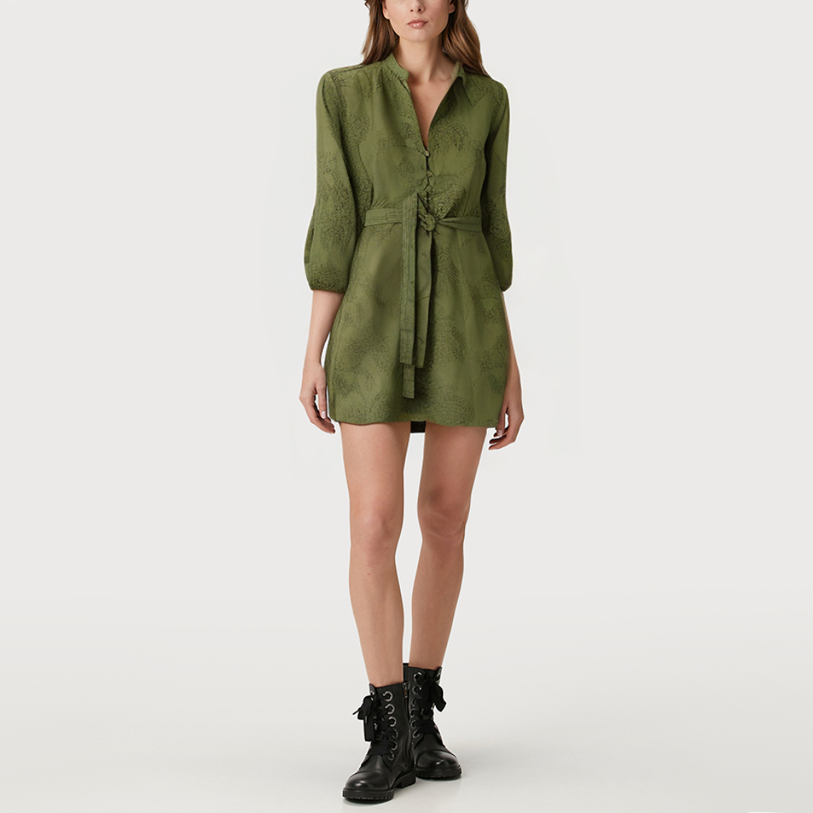 Green embroidered women's long sleeve dress