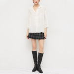 Simple pleated white women's long-sleeved shirt