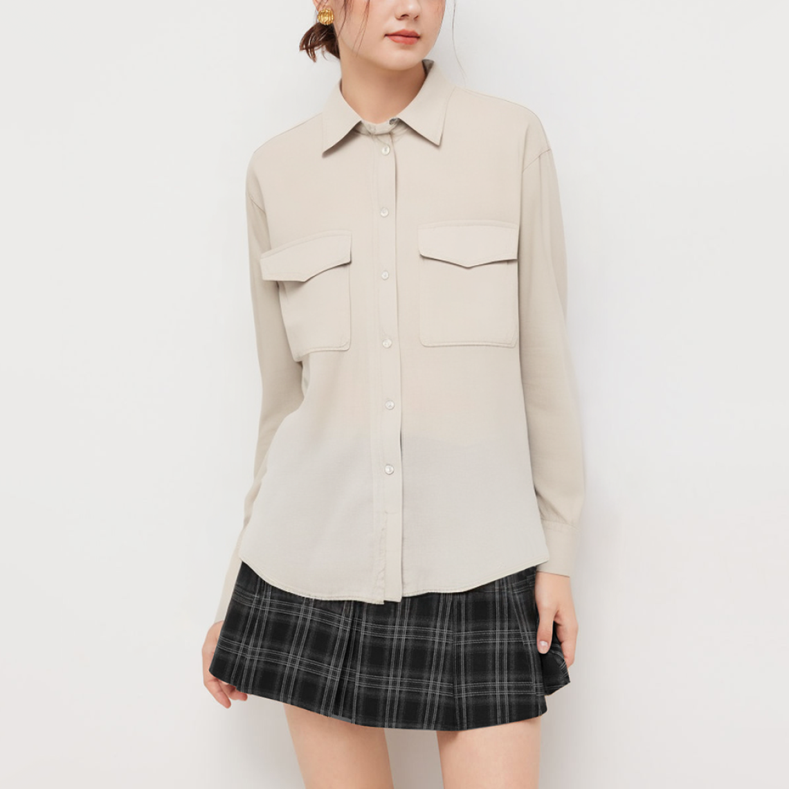 Beige pocket loose women's long sleeve shirt