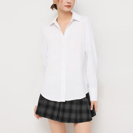 Simple white loose women's long-sleeved shirt