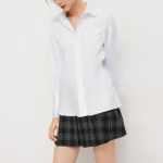 Simple white loose women's long-sleeved shirt
