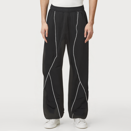 Black nylon loose-fitting men's sports trousers