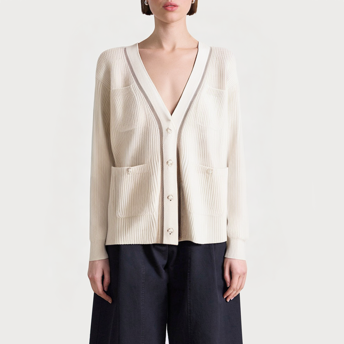 Beige loose single-breasted women's sweater