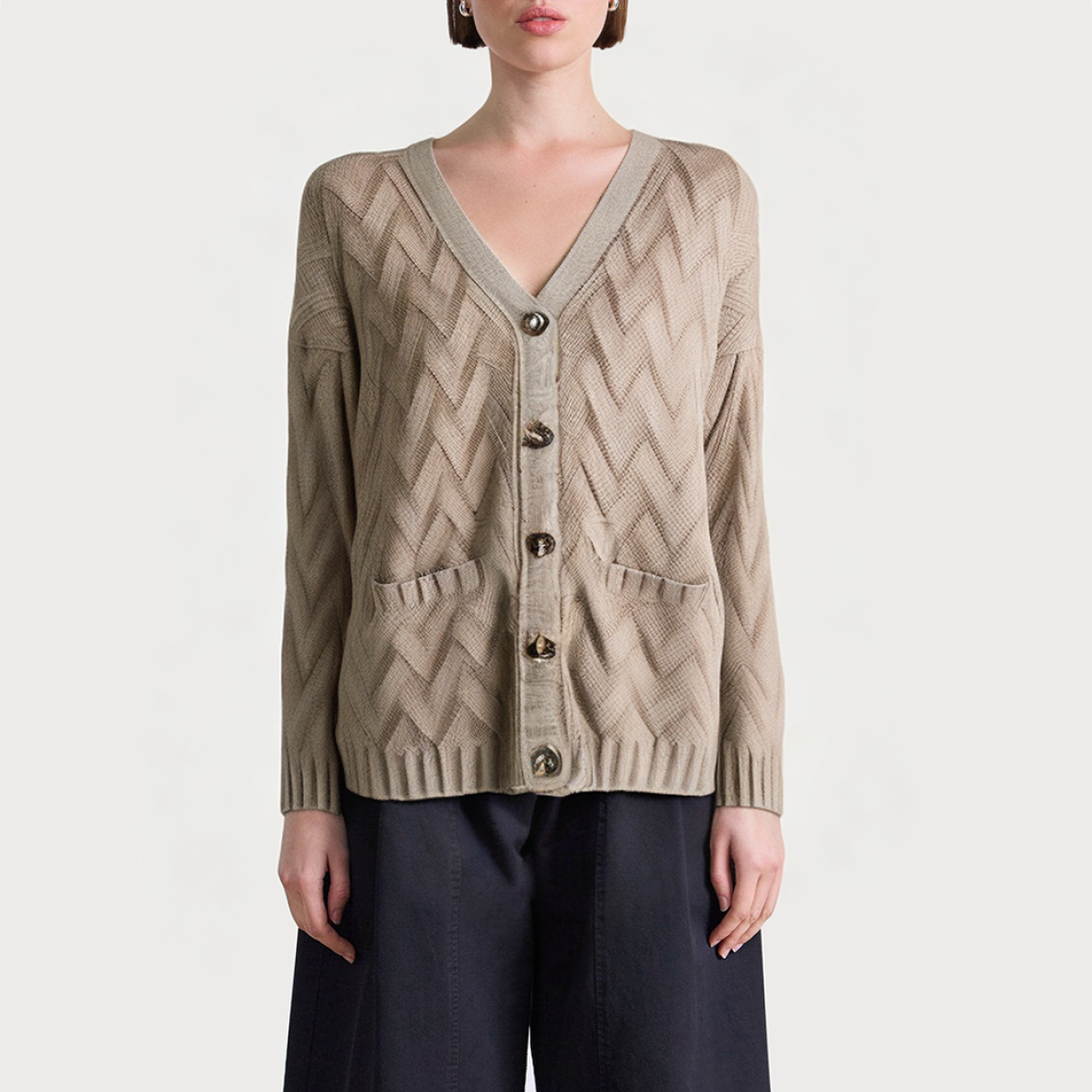 Textured knit single-breasted women's cardigan