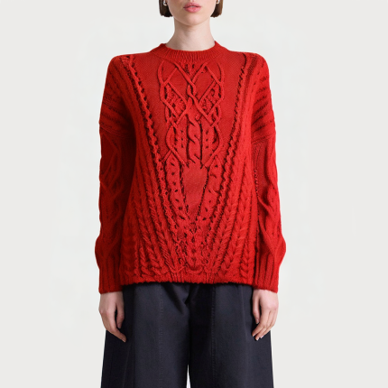 Fashionable round neck red women's sweater