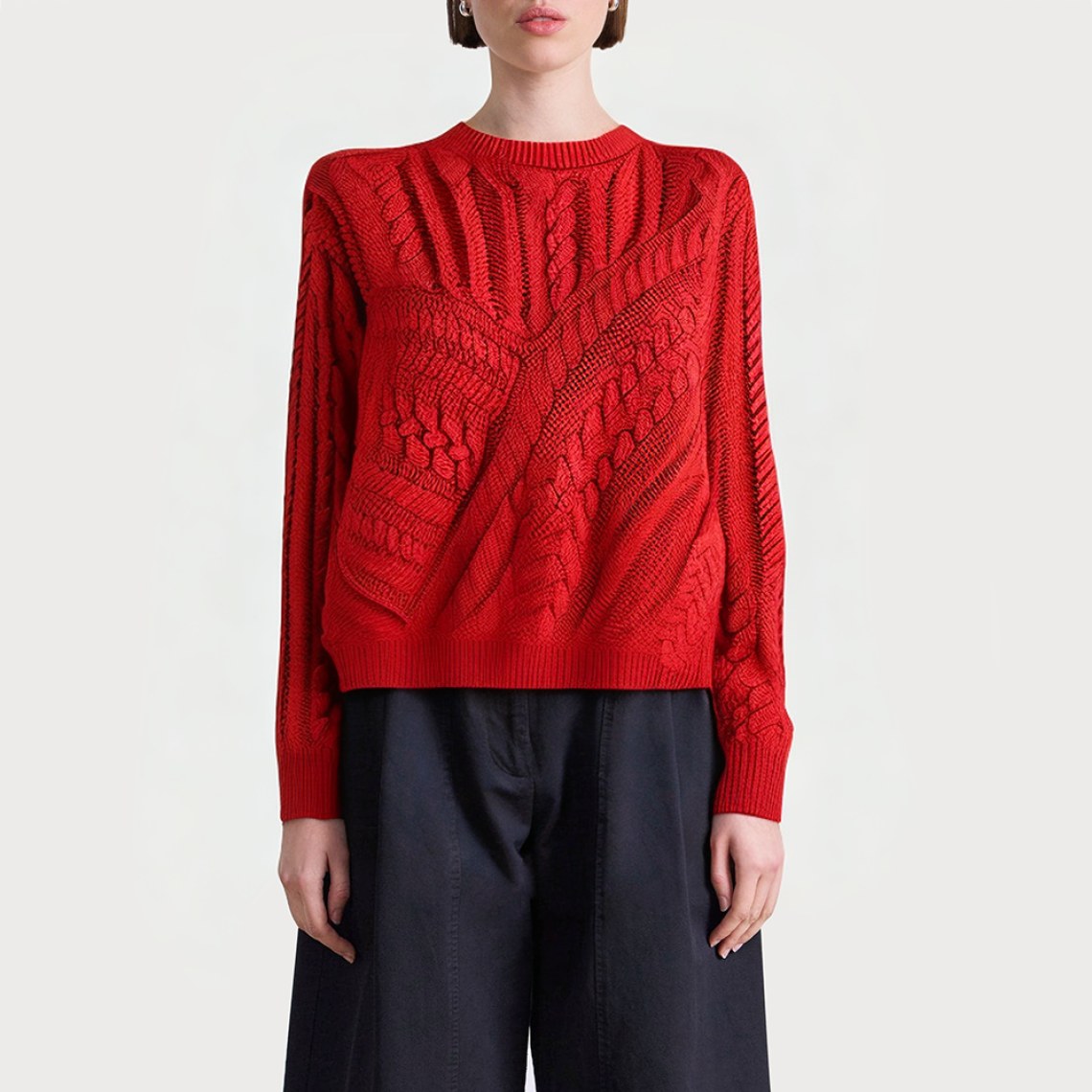 High-quality chunky knit crew neck women's sweater