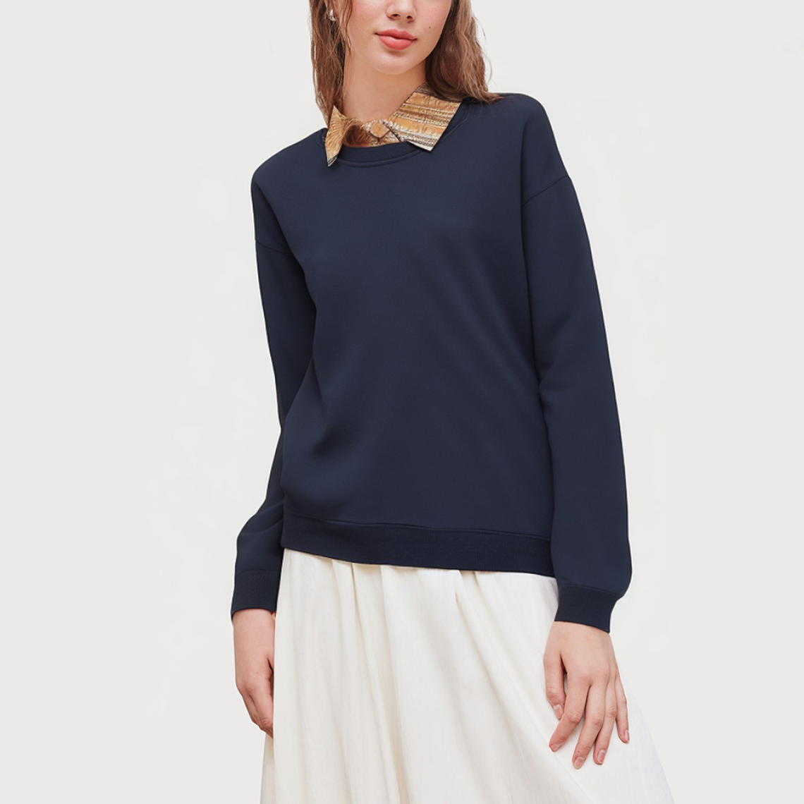 Fashionable plaid lapel women's sweatshirt