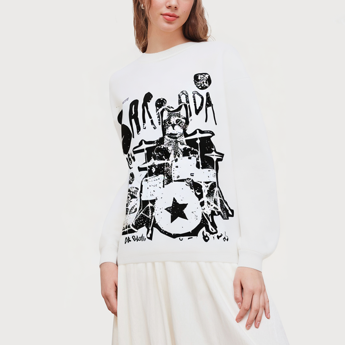 White casual round neck women's sweatshirt